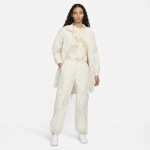 NWOT Jordan Essenials Womens Utility Pants SZ M